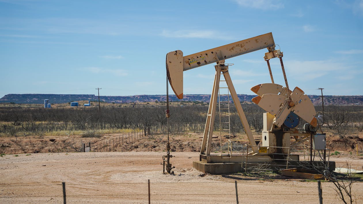 Analiza ropy naftowej i prognoza cen